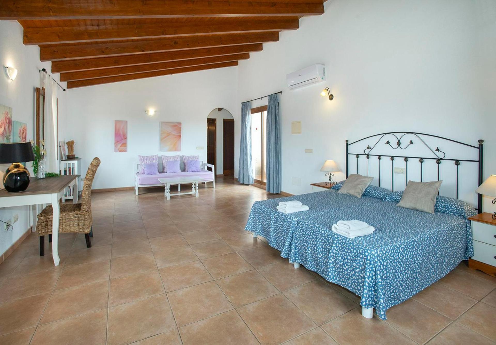 Villa Pallicer By Vintage Travel